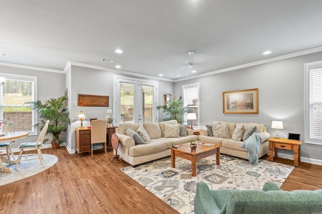 203 Rosemary Way, Little Rock, AR 72223