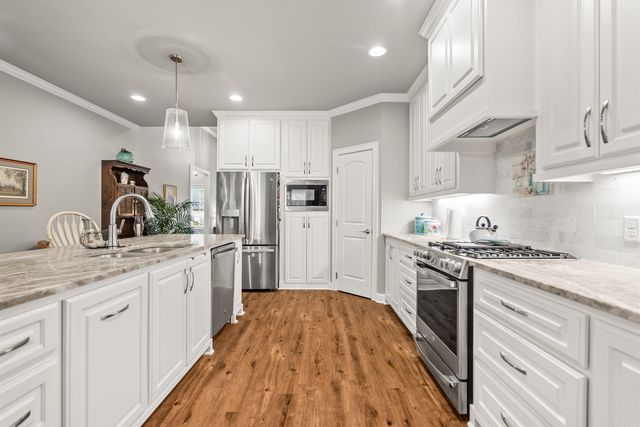 203 Rosemary Way, Little Rock, AR 72223