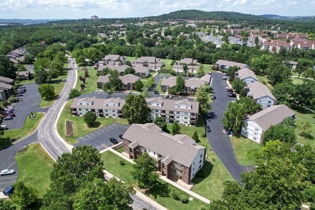 123 Bunker Ridge Drive, 7, Branson, MO 65616