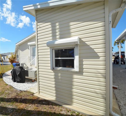 809 S WATERWAY, Venice, FL 34285