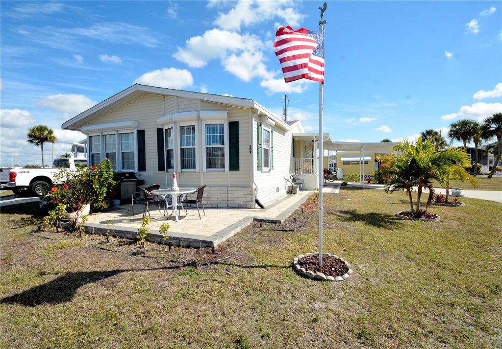 809 S WATERWAY, Venice, FL 34285