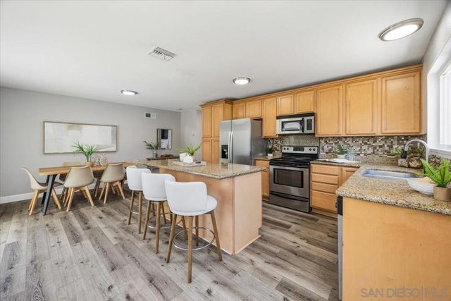 5325 Bonita Dr, San Diego, CA 92114