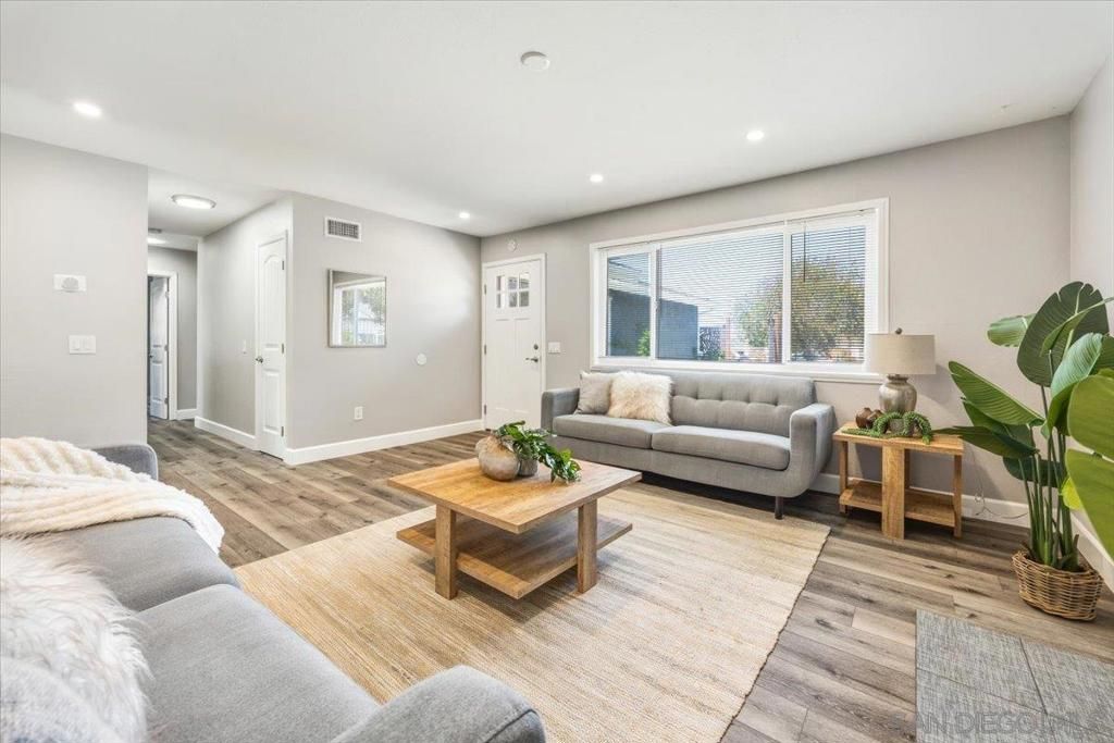 5325 Bonita Dr, San Diego, CA 92114