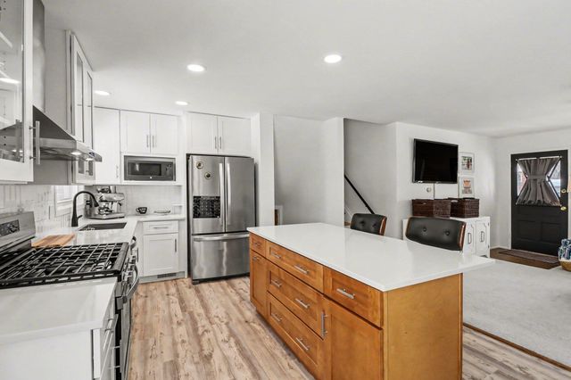 2444 Darrow Drive, Ann Arbor, MI 48104