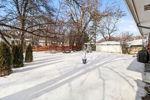 2444 Darrow Drive, Ann Arbor, MI 48104