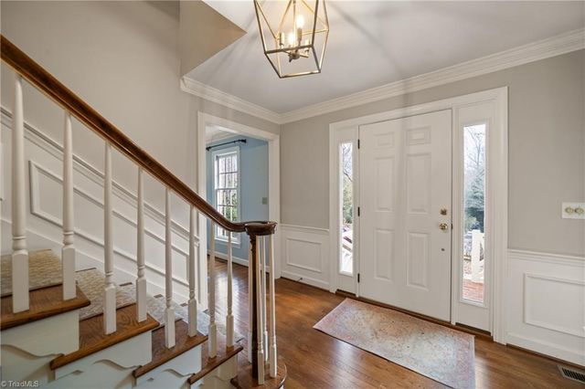 210 Cedar Trail, Winston-salem, NC 27104