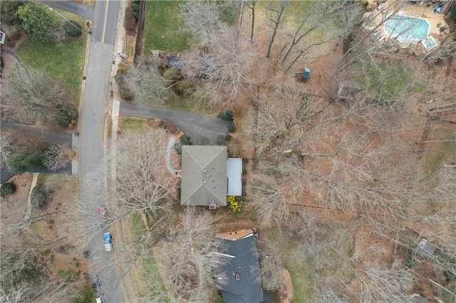 210 Cedar Trail, Winston-salem, NC 27104