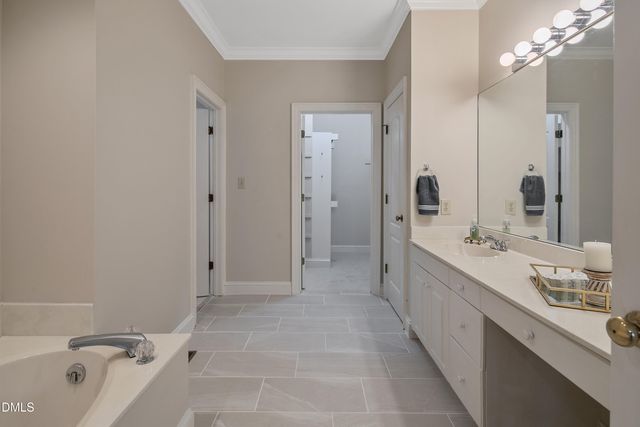 217 Litchfield Place, Fayetteville, NC 28305