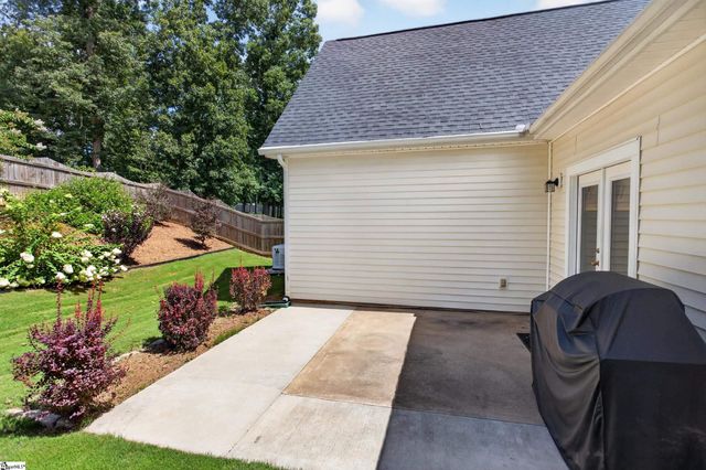 145 Largess Lane, Piedmont, SC 29673