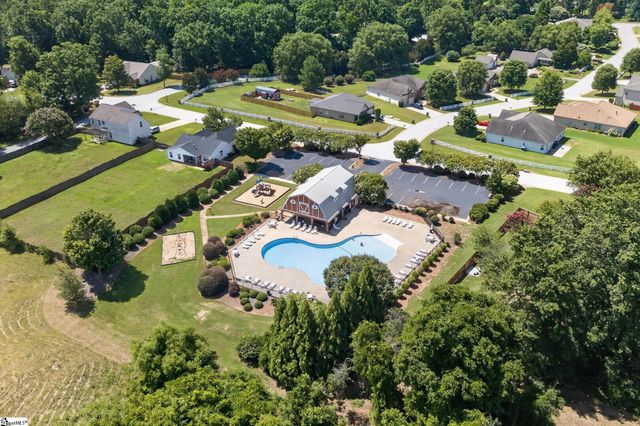 145 Largess Lane, Piedmont, SC 29673