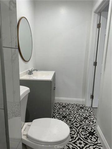 5819 4th Avenue, Los Angeles, CA 90043