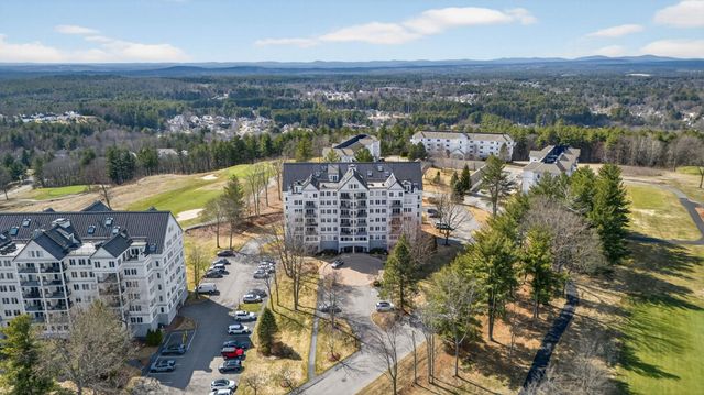 12 Mountain Laurels Dr Apt 204, Nashua, NH 03062