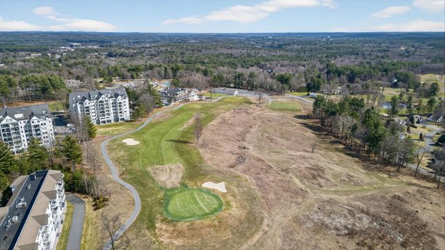 12 Mountain Laurels Dr Apt 204, Nashua, NH 03062