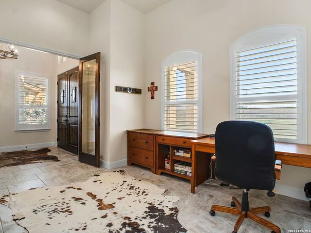 1530 County Road 132, Floresville, TX 78114