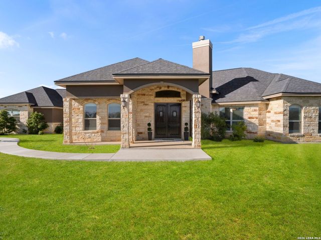 1530 County Road 132, Floresville, TX 78114