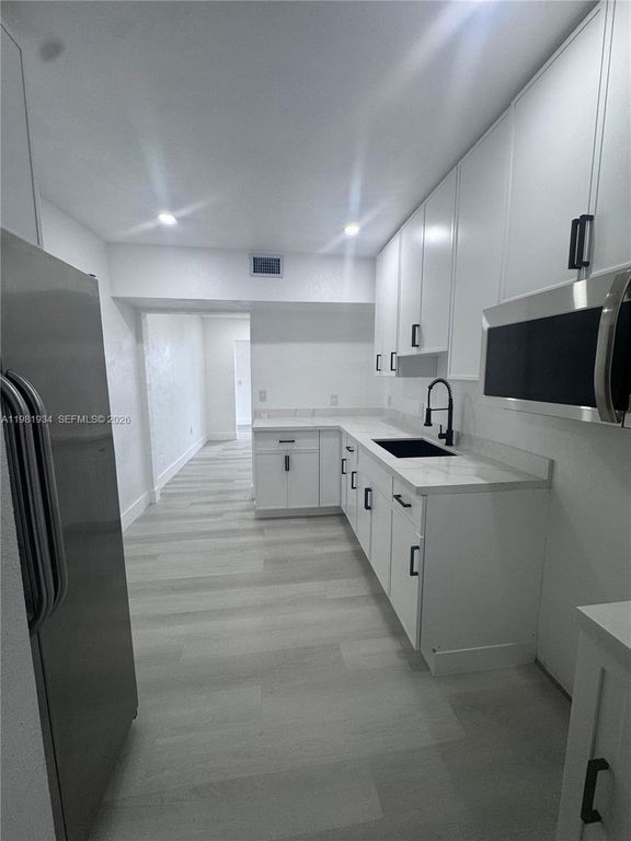 Image 2 of property listing at 16240 NW 22nd Ave, Miami Gardens, FL 33054