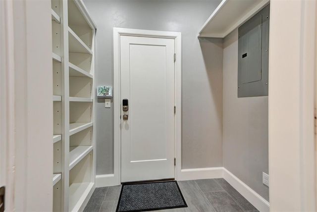 3109 Hickory Sign Post Road 33B, Oklahoma City, OK 73116