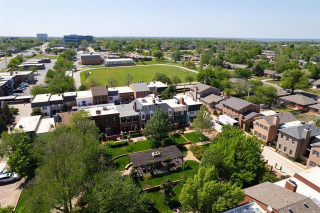 3109 Hickory Sign Post Road 33B, Oklahoma City, OK 73116