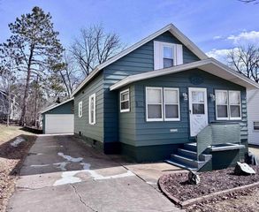311 S 10TH AVENUE, Wausau, WI 54401