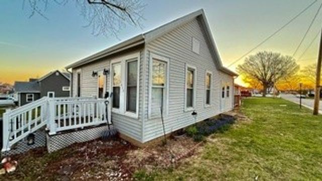 1012 SE 1st Street, Marshalltown, IA 50158