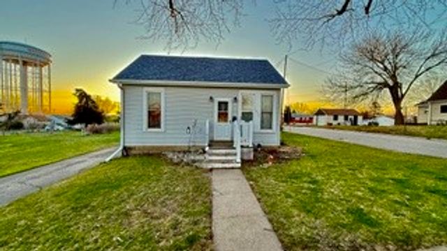 1012 SE 1st Street, Marshalltown, IA 50158
