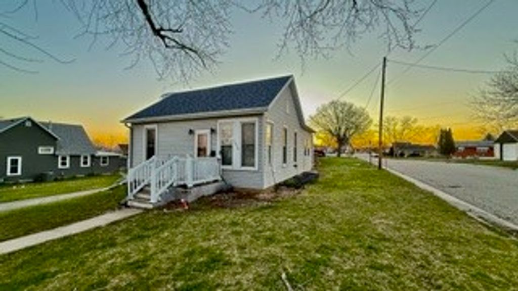 1012 SE 1st Street, Marshalltown, IA 50158