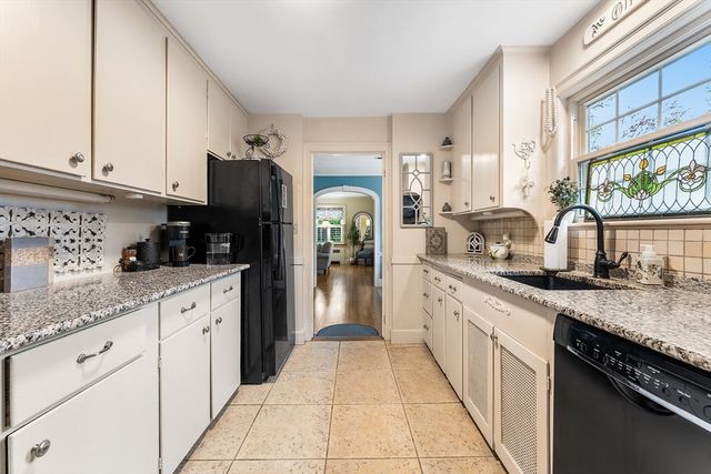 199 Hawthorn Rd, Braintree, MA 02184