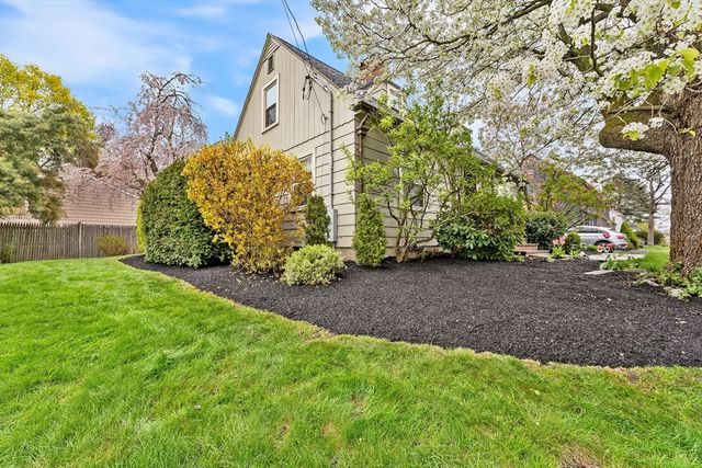 199 Hawthorn Rd, Braintree, MA 02184