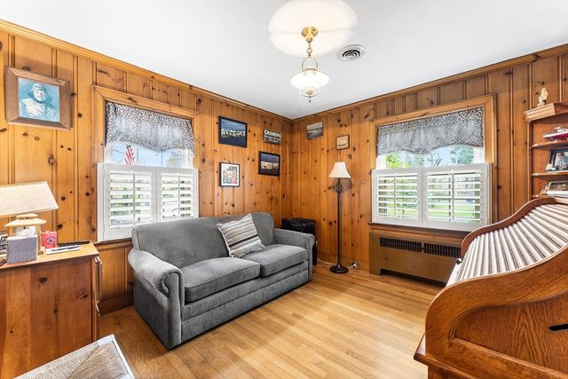 199 Hawthorn Rd, Braintree, MA 02184