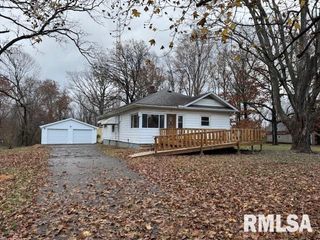 5267 Old North Road, Christopher, IL 62822