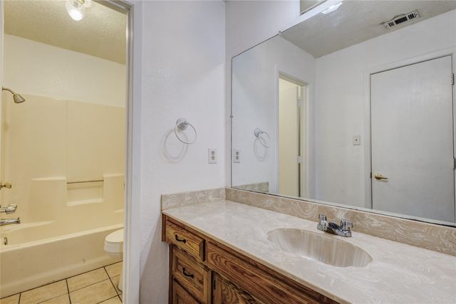 420 Roosevelt Avenue, Terrell, TX 75160