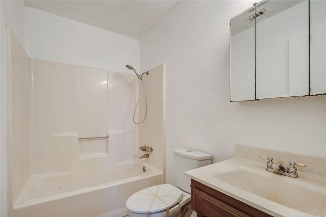 420 Roosevelt Avenue, Terrell, TX 75160