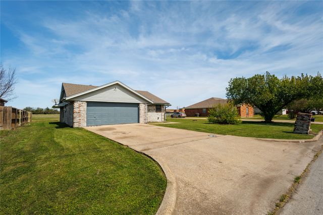 420 Roosevelt Avenue, Terrell, TX 75160