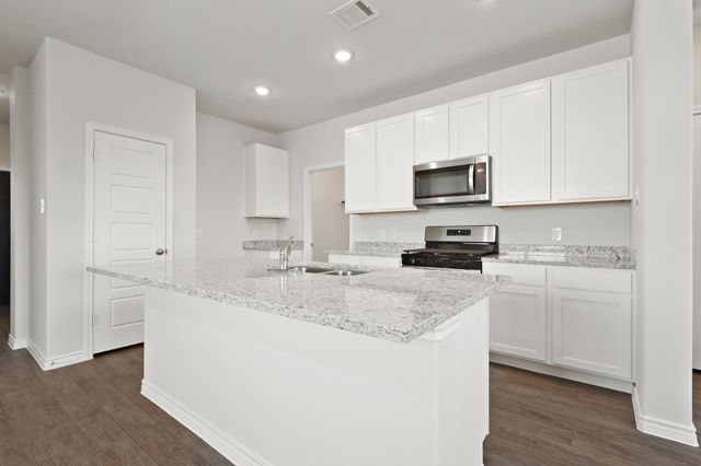 7017 Trestle Street, Fort Worth, TX 76036