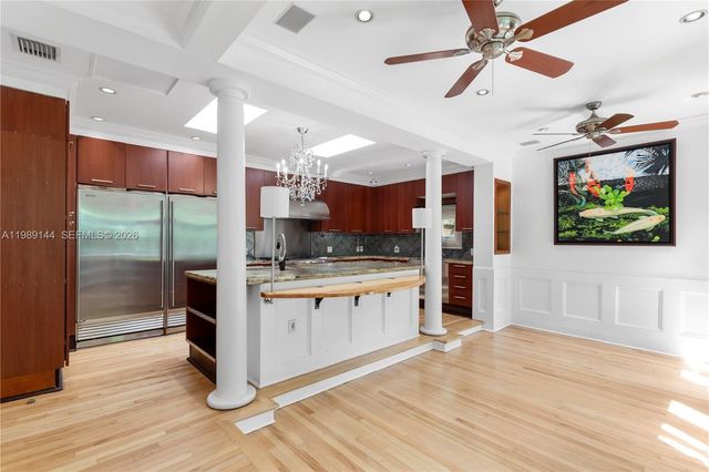3685 Royal Palm Ave, Miami, FL 33133