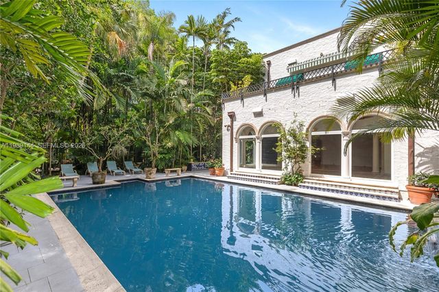 3685 Royal Palm Ave, Miami, FL 33133
