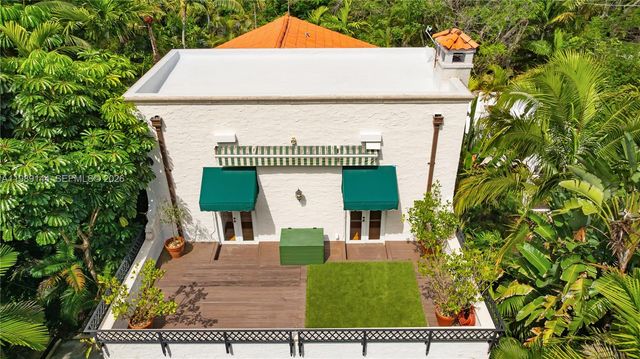 3685 Royal Palm Ave, Miami, FL 33133