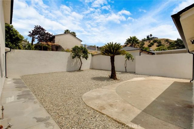 8330 Outland View Drive, Sun Valley, CA 91352