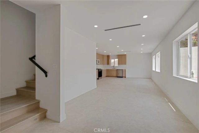 8330 Outland View Drive, Sun Valley, CA 91352
