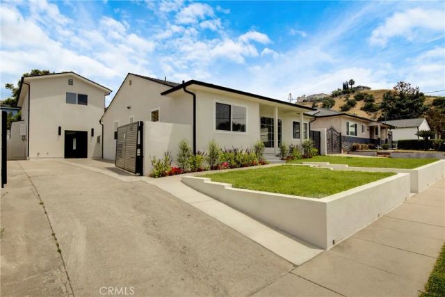 8330 Outland View Drive, Sun Valley, CA 91352
