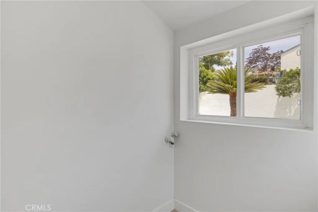 8330 Outland View Drive, Sun Valley, CA 91352