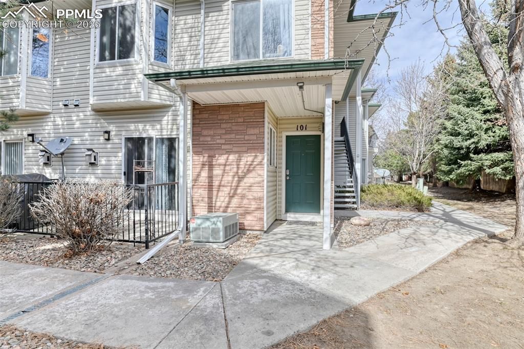 2095 Legacy Ridge View 101, Colorado Springs, CO 80910