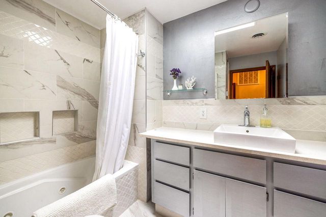 6644 Columbus DRIVE, Middleton, WI 53562