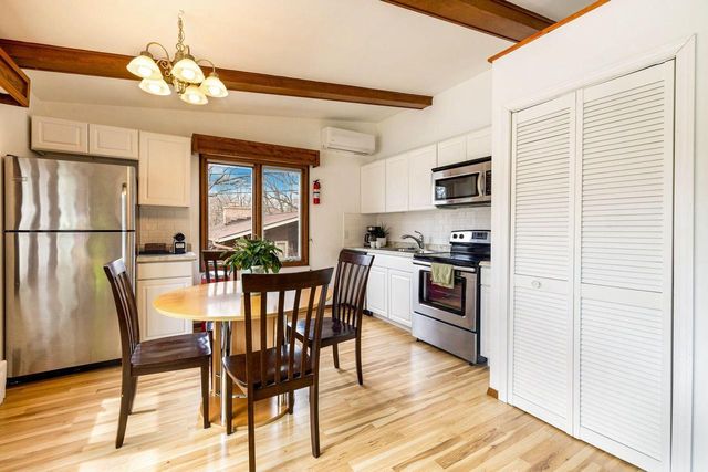 6644 Columbus DRIVE, Middleton, WI 53562