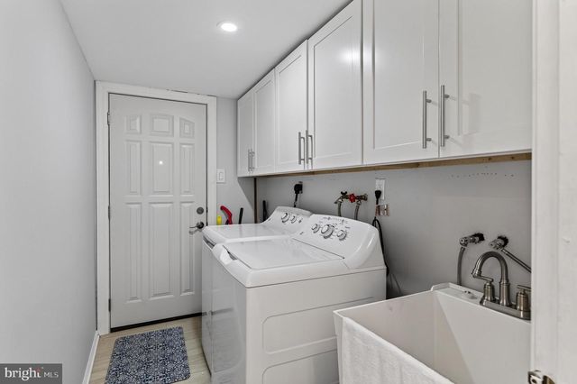 1146 SQUIRES WAY, Lansdale, PA 19446