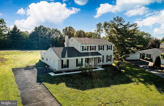1146 SQUIRES WAY, Lansdale, PA 19446