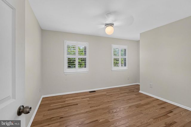1146 SQUIRES WAY, Lansdale, PA 19446
