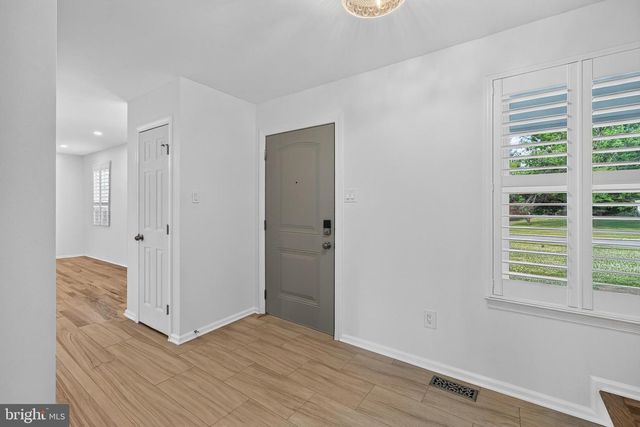 1146 SQUIRES WAY, Lansdale, PA 19446