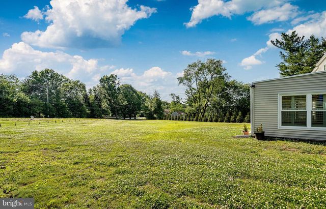 1146 SQUIRES WAY, Lansdale, PA 19446