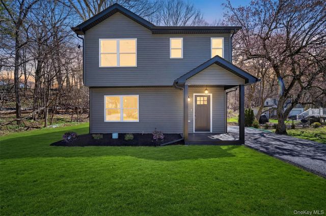 111 Cedar Avenue, New Windsor, NY 12553